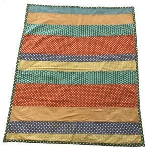 Homemade Quilt Colorful Great to take to the Park #707-2